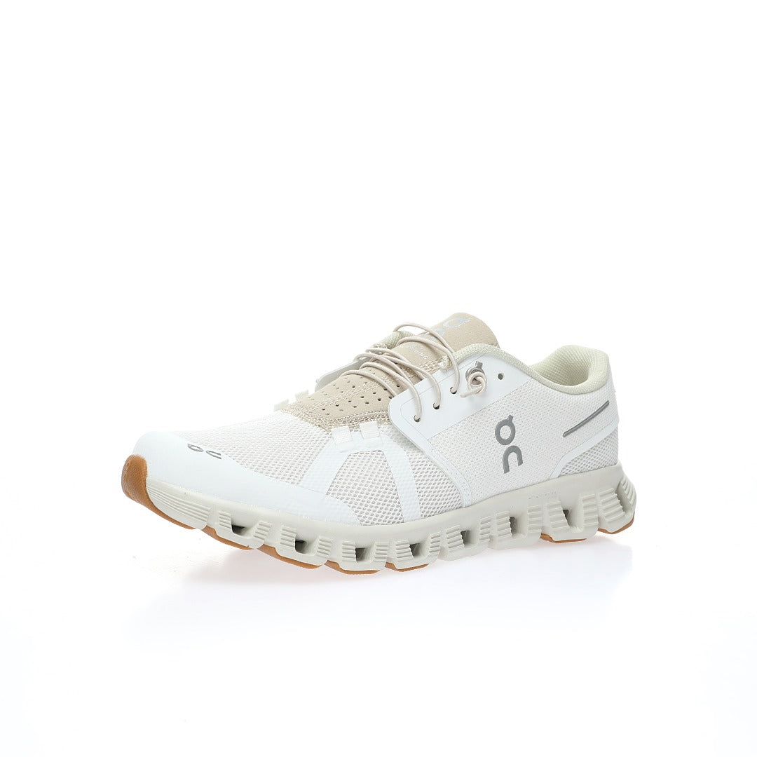 On Cloud Running shoes - Cloud 5