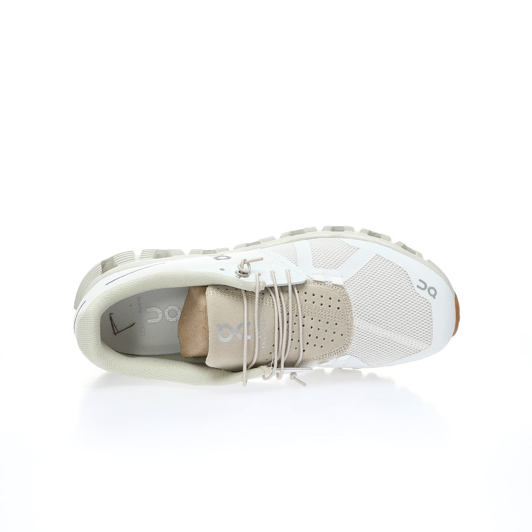 On Cloud Running shoes - Cloud 5