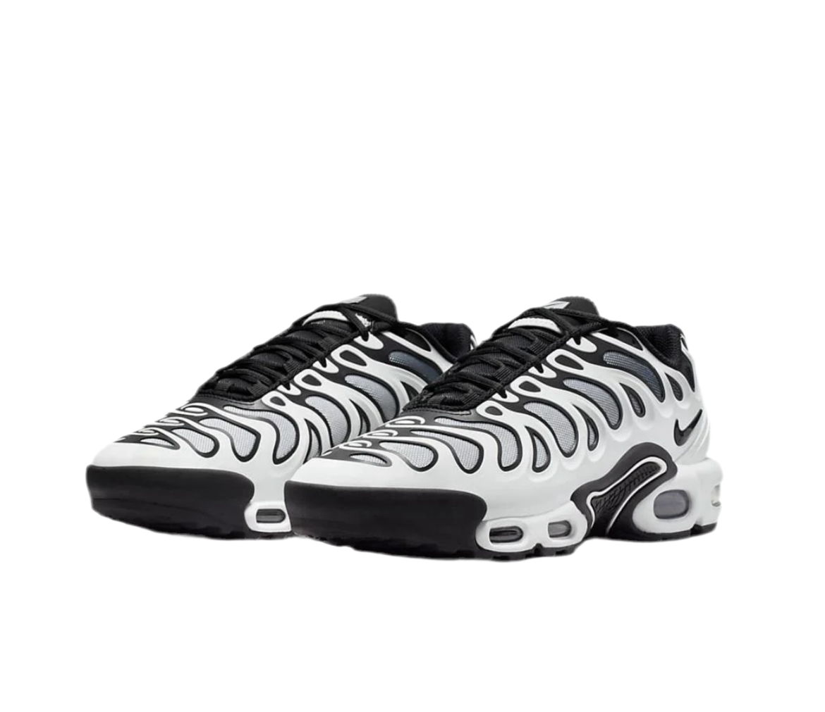 Nike WMNS Air Max Plus - Black and White