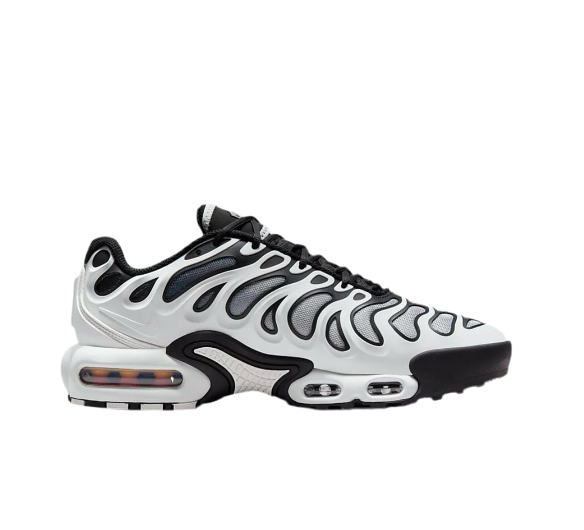 Nike WMNS Air Max Plus - Black and White