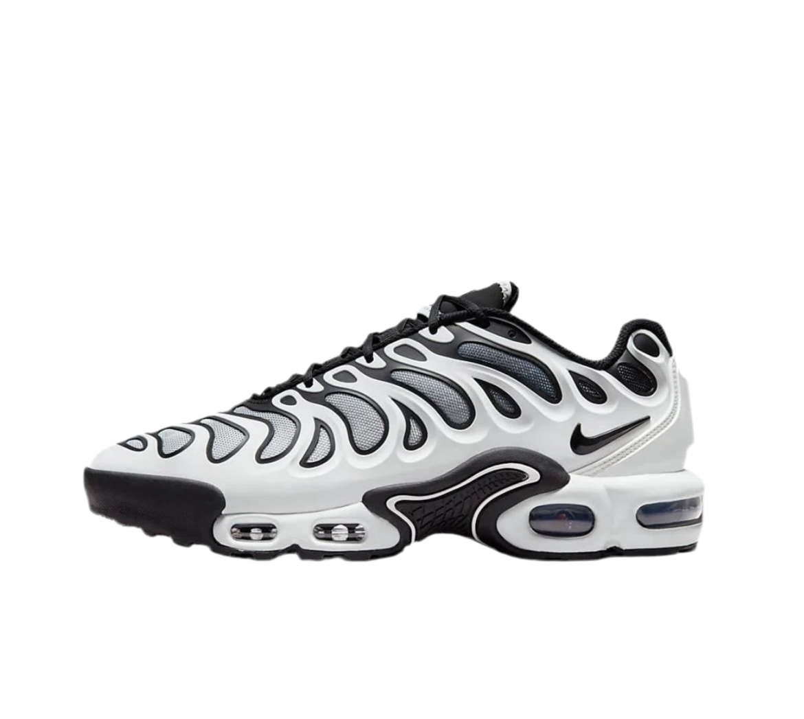 Nike WMNS Air Max Plus - Black and White