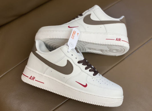 Nike Air Force 1 Low - Milk Coffee Mini red swoosh
