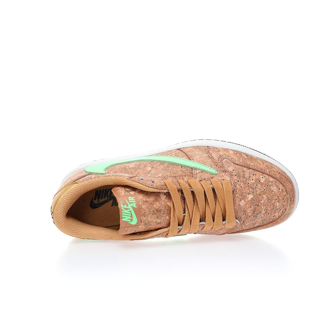 Travis Scott x Nike Air Jordan 1 Low OG SP - Cork