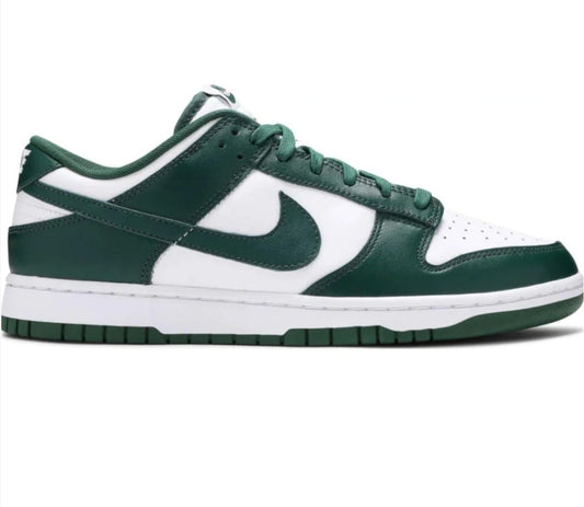 SB Dunk Low - Michigan State